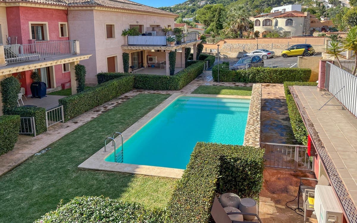 3 soverom Leilighet til salgs i Benissa med svømmebasseng garasje - € 445 000 (Ref: 10163580)