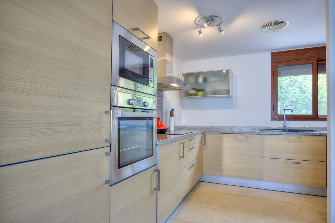 3 soverom Leilighet til salgs i Benissa med svømmebasseng garasje - € 445 000 (Ref: 10163580)