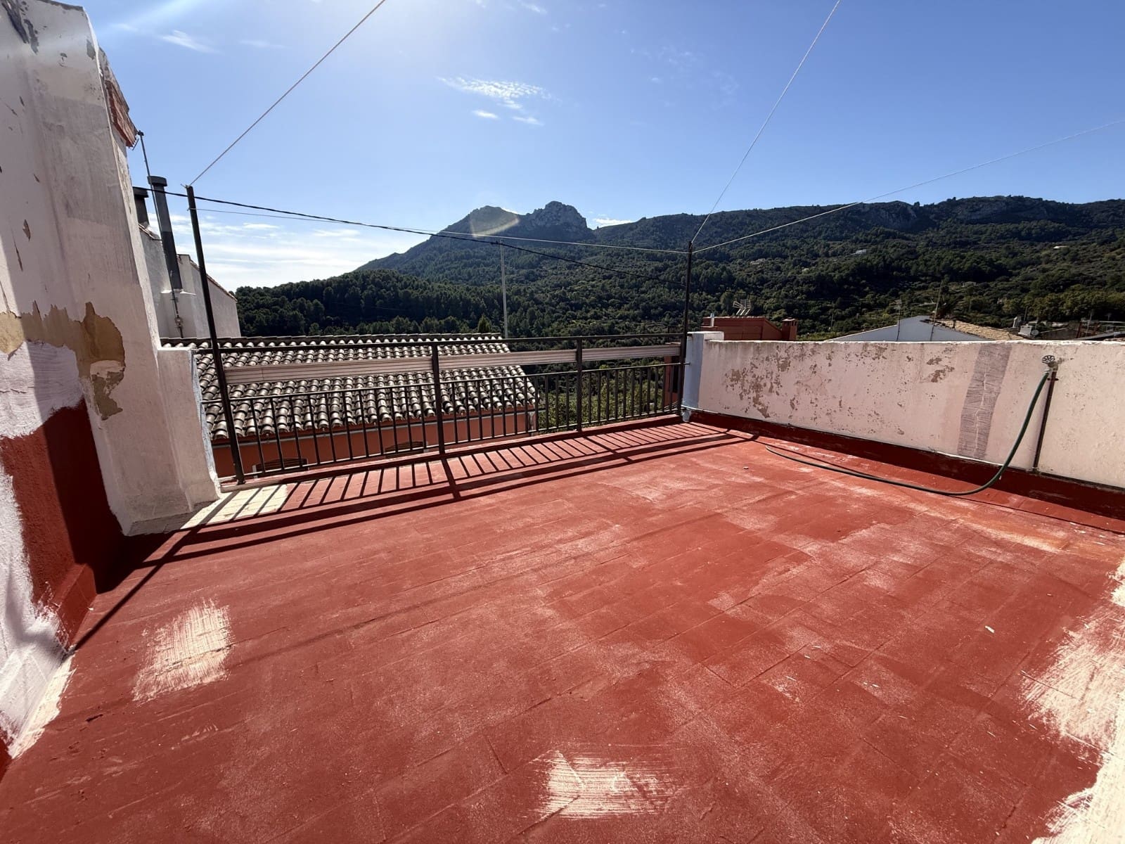 4 bedroom Townhouse for sale in Orba - € 130,000 (Ref: 10163582)