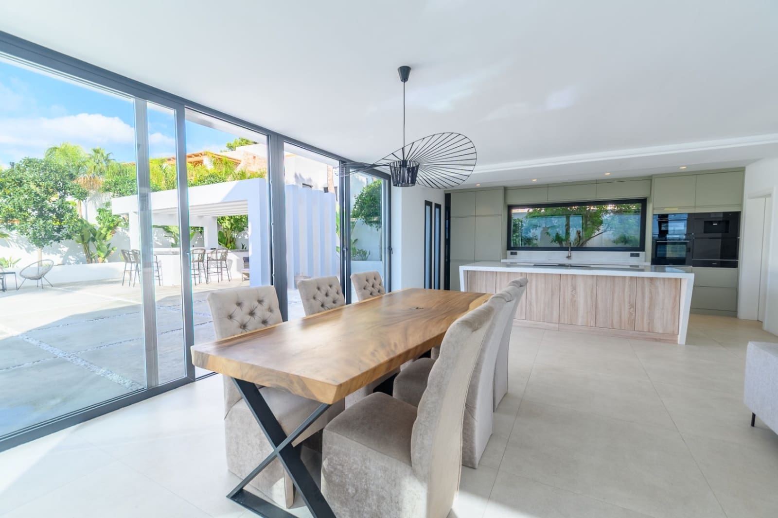 5 soverom Villa til salgs i Moraira med svømmebasseng garasje - € 1 695 000 (Ref: 10179557)