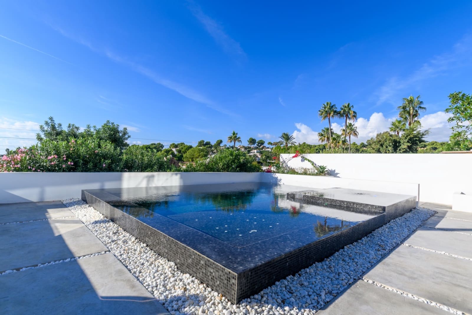 5 soverom Villa til salgs i Moraira med svømmebasseng garasje - € 1 695 000 (Ref: 10179557)