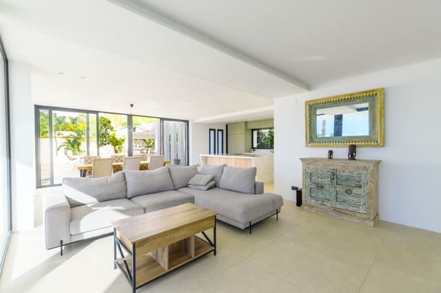 5 soverom Villa til salgs i Moraira, Teulada-Moraira med svømmebasseng garasje - € 1 695 000 (Ref: 10179557)