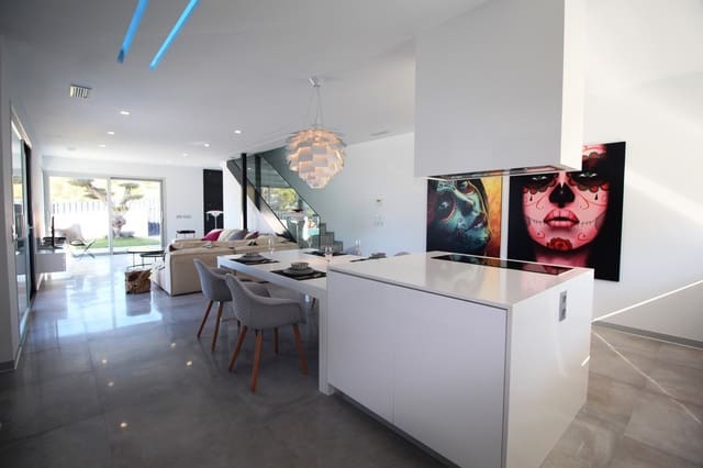 3 bedroom Villa for sale in Finestrat with garage - € 575,000 (Ref: 5256107)