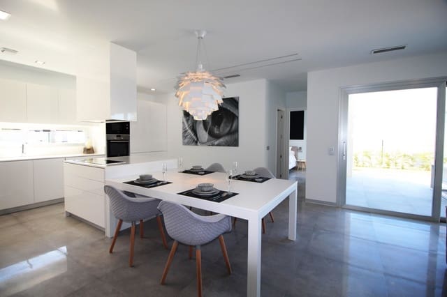 3 bedroom Villa for sale in Finestrat with garage - € 575,000 (Ref: 5256107)