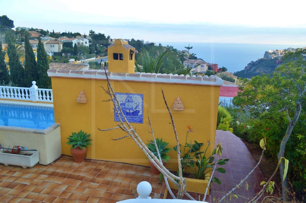 5 chambre Villa/Maison à vendre à Cumbre del Sol avec piscine garage - 585 000 € (Ref: 7109470)