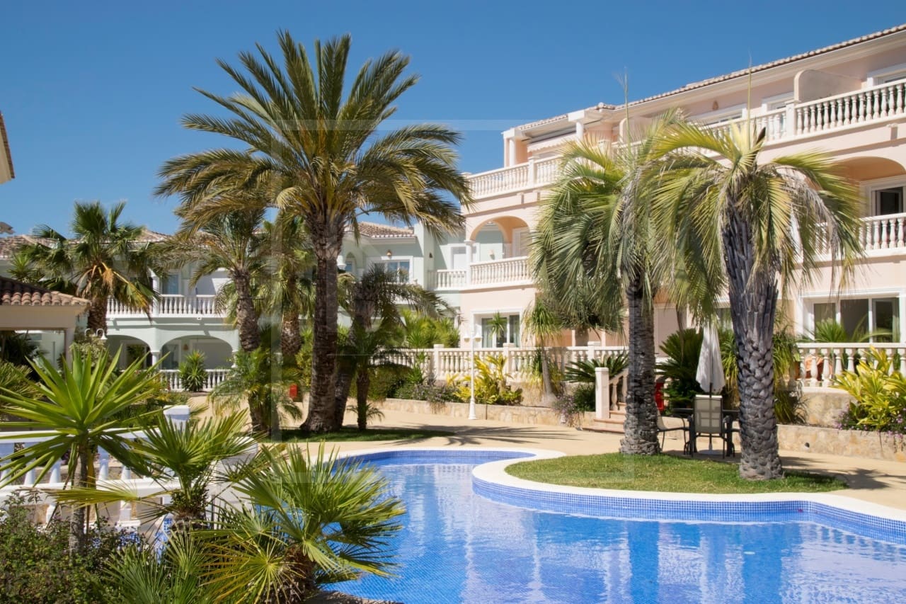2 bedroom Apartment for sale in Benissa with pool garage - € 295,000 (Ref: 7262859)