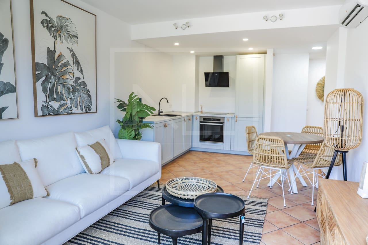 2 soveværelse Lejlighed til salg i Denia med swimmingpool garage - € 381.150 (Ref: 7283518)