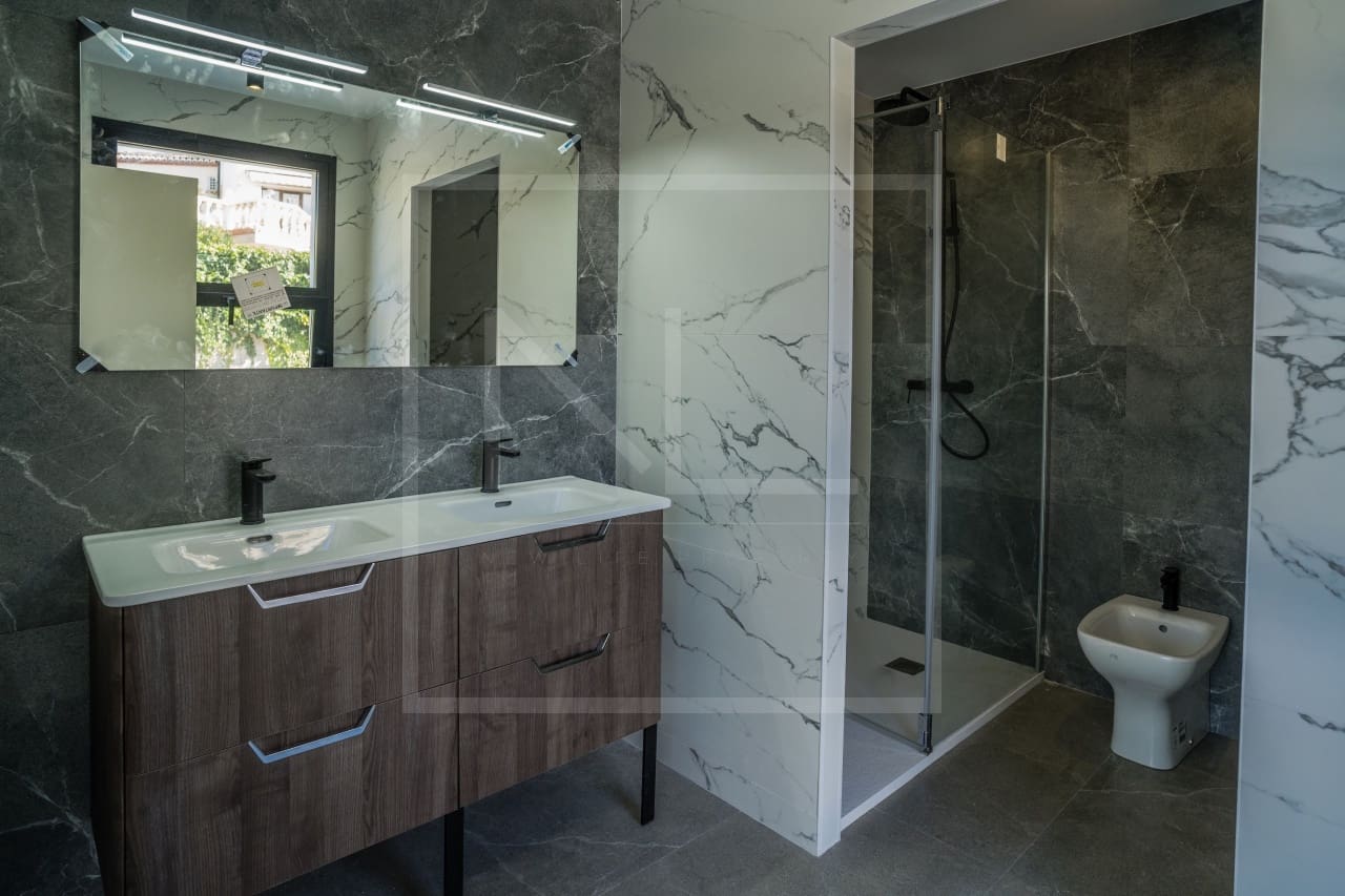 Villa zu verkaufen in Javea / Xabia mit Pool Garage - 895.000 € (Ref: 7377056)