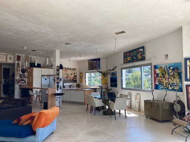 2 soveværelse Villa til salg i Dénia med swimmingpool - € 950.000 (Ref: 7792559)