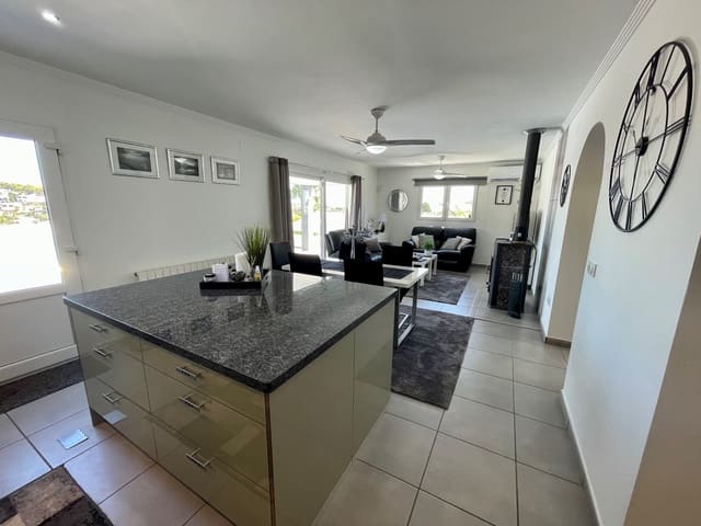 3 quarto Moradia para venda em Benissa com piscina - 550 000 € (Ref: 7828595)