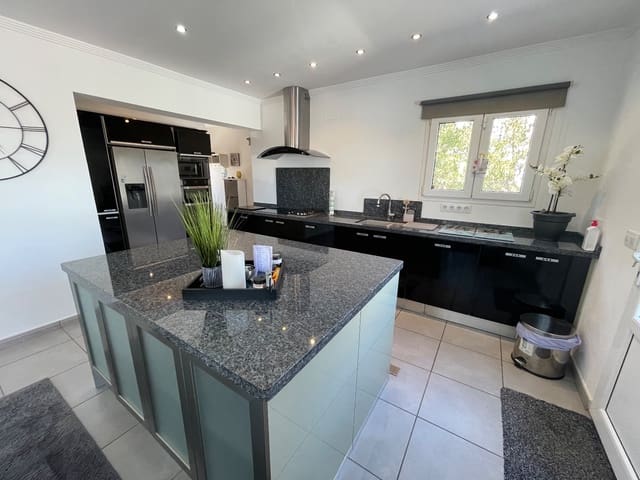 3 quarto Moradia para venda em Benissa com piscina - 550 000 € (Ref: 7828595)