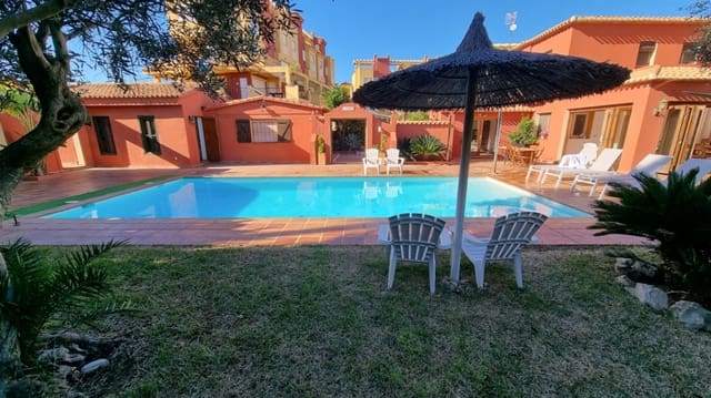 5 slaapkamer Villa te koop in Dénia met zwembad - € 1.284.000 (Ref: 8038357)