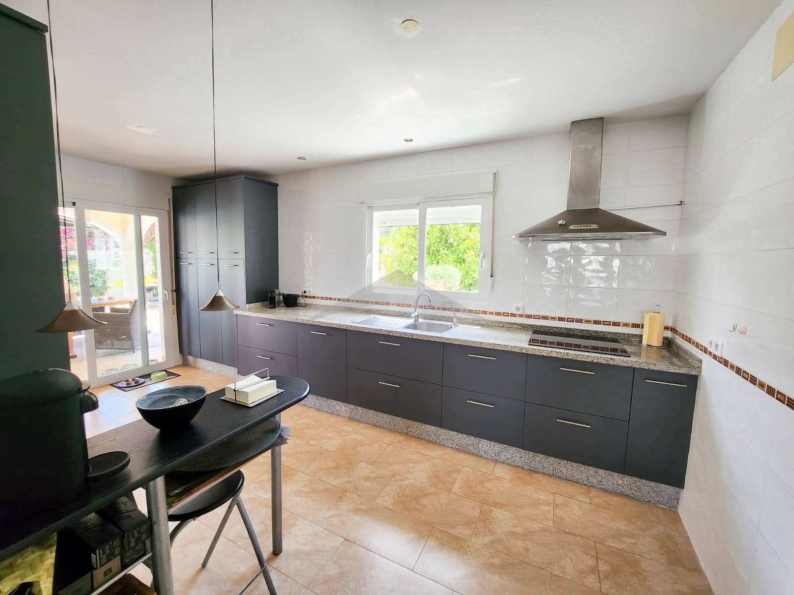 4 soverom Villa til salgs i Moraira - € 850 000 (Ref: 8040294)