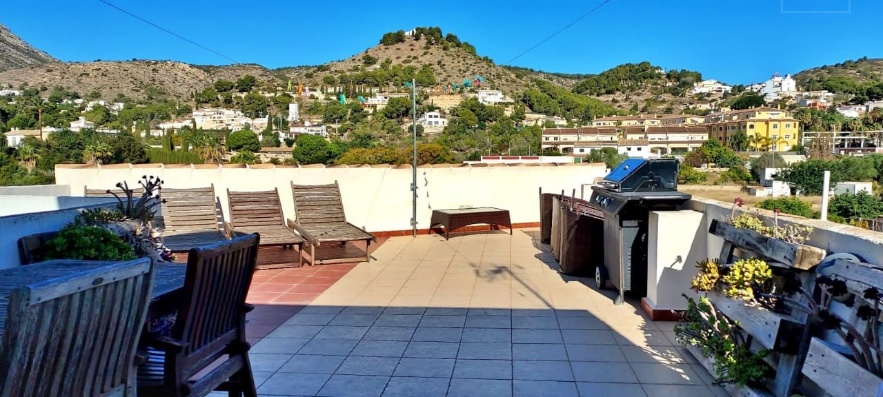 5 bedroom Townhouse for sale in Javea / Xabia with pool garage - € 495,000 (Ref: 8088983)