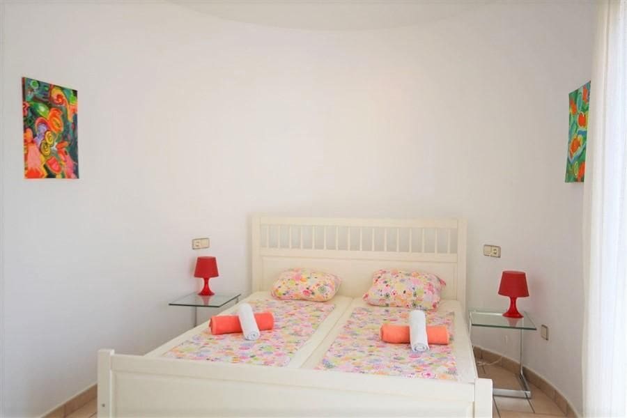 Chalet de 3 habitaciones en Javea / Xàbia en venta con piscina - 750.000 € (Ref: 8088985)