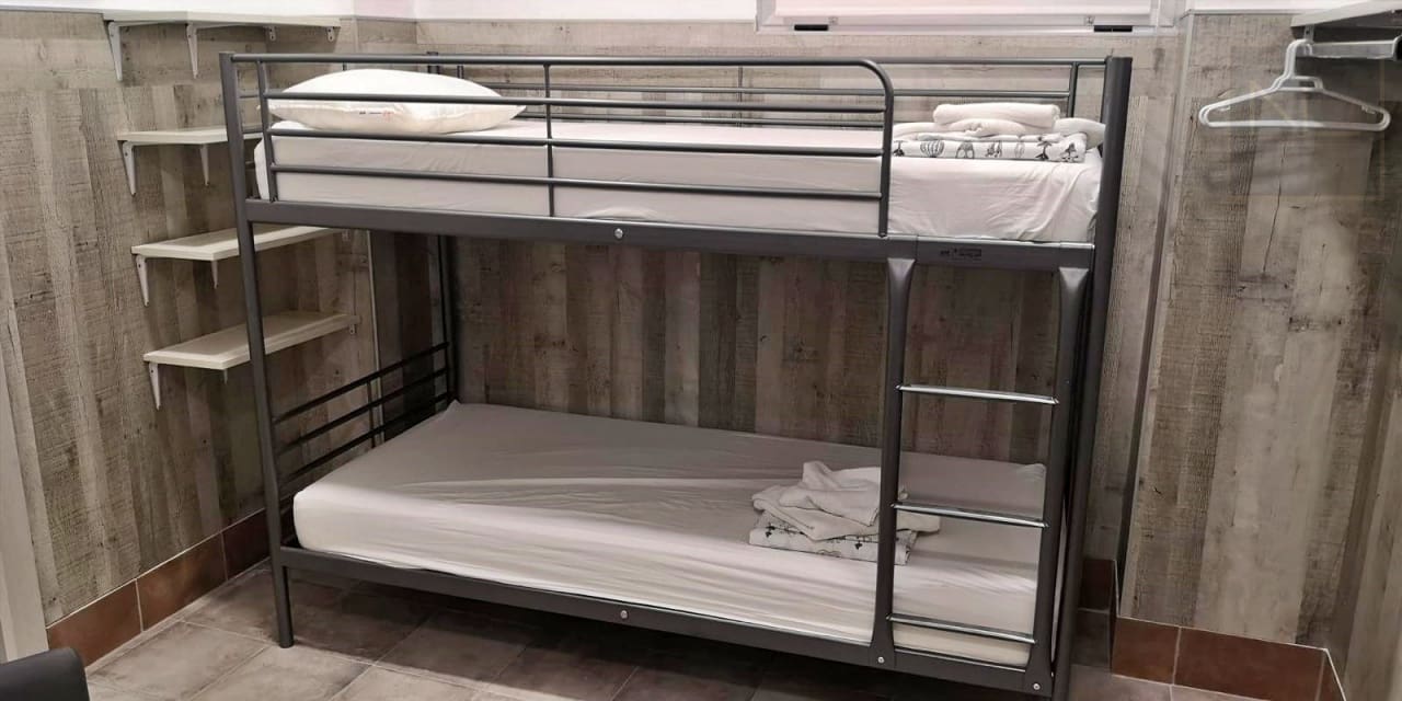 4 soveværelse Hotel til salg i Calpe / Calp med swimmingpool - € 300.000 (Ref: 8096440)