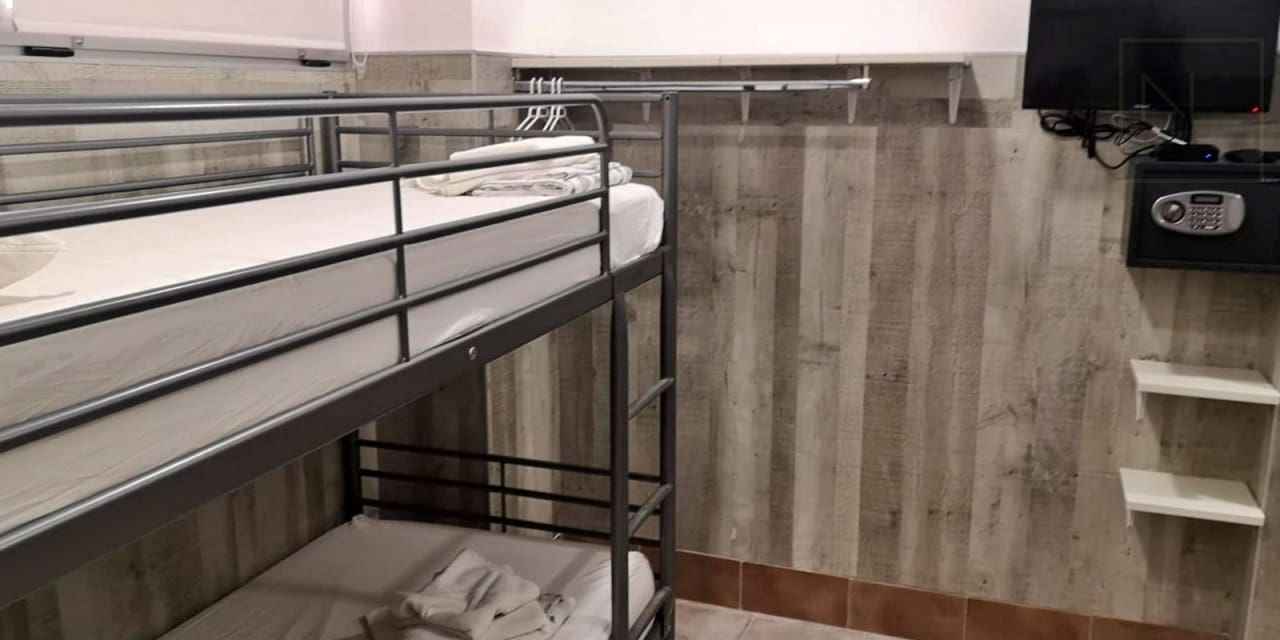 4 soveværelse Hotel til salg i Calpe / Calp med swimmingpool - € 300.000 (Ref: 8096440)