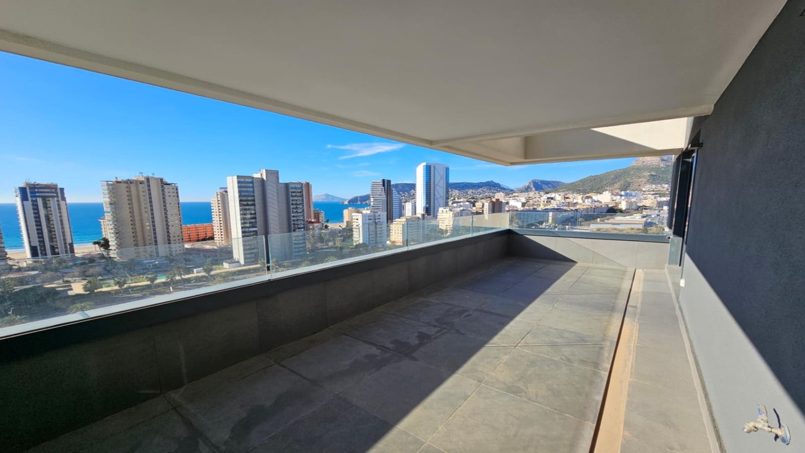 2 bedroom Penthouse for sale in Calpe / Calp with pool - € 599,250 (Ref: 8119759)