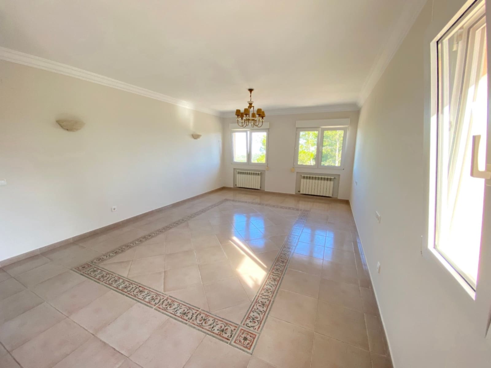 5 chambre Villa/Maison à vendre à La Sella avec garage - 965 000 € (Ref: 8126067)