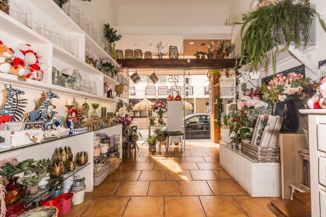 Business for sale in Moraira, Teulada-Moraira - € 55,000 (Ref: 8162568)