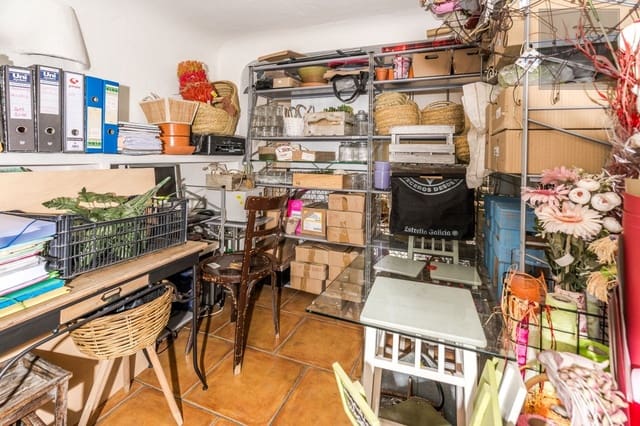 Business for sale in Moraira, Teulada-Moraira - € 55,000 (Ref: 8162568)