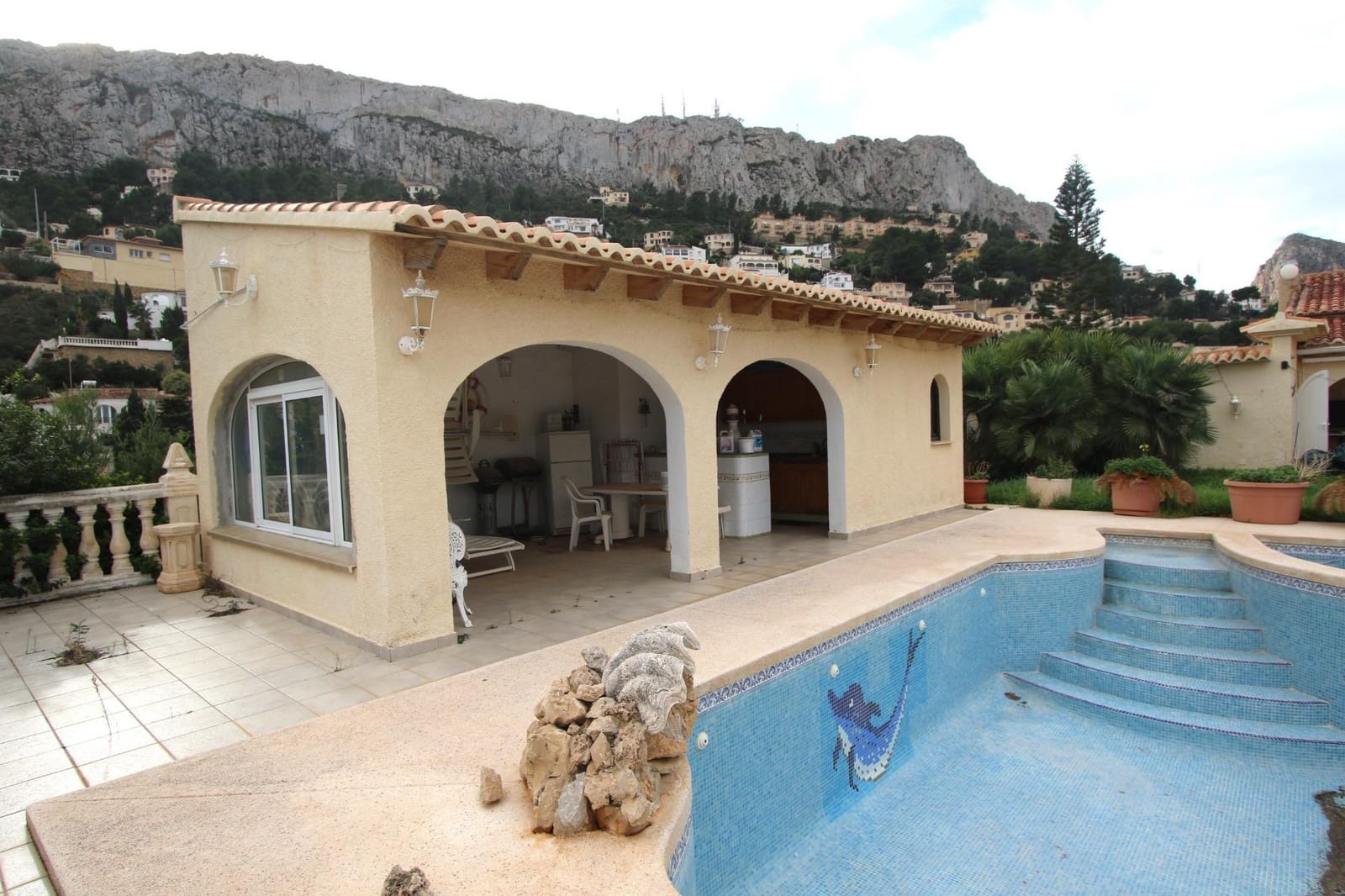 4 bedroom Villa for sale in Calpe / Calp with pool - € 1,200,000 (Ref: 8299696)
