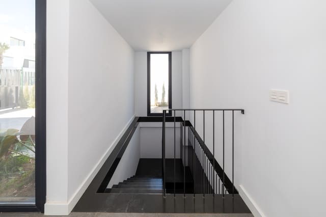 3 slaapkamer Villa te koop in Polop met zwembad - € 460.000 (Ref: 8347331)