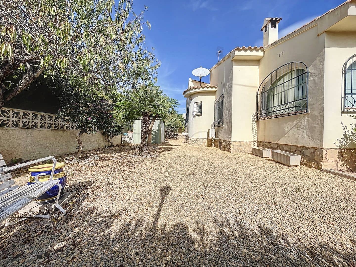 Chalet de 3 habitaciones en Alfaz del Pi / L'Alfàs del Pi en venta con piscina - 530.000 € (Ref: 8347343)