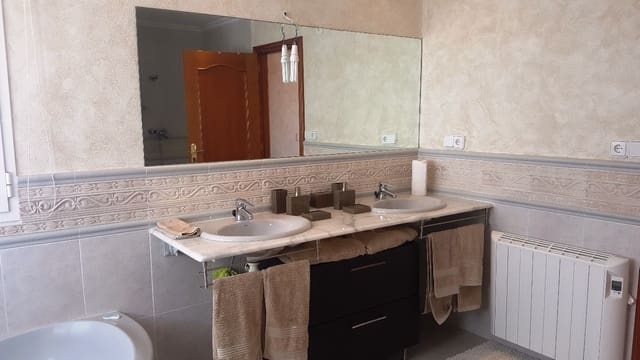 4 Zimmer Villa zu verkaufen in Altea - 1.250.000 € (Ref: 8347358)