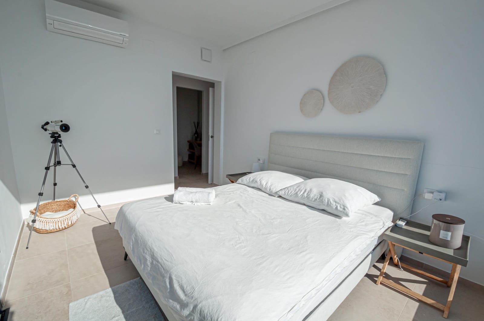 5 bedroom Villa for sale in Moraira with pool - € 1,995,000 (Ref: 8353339)