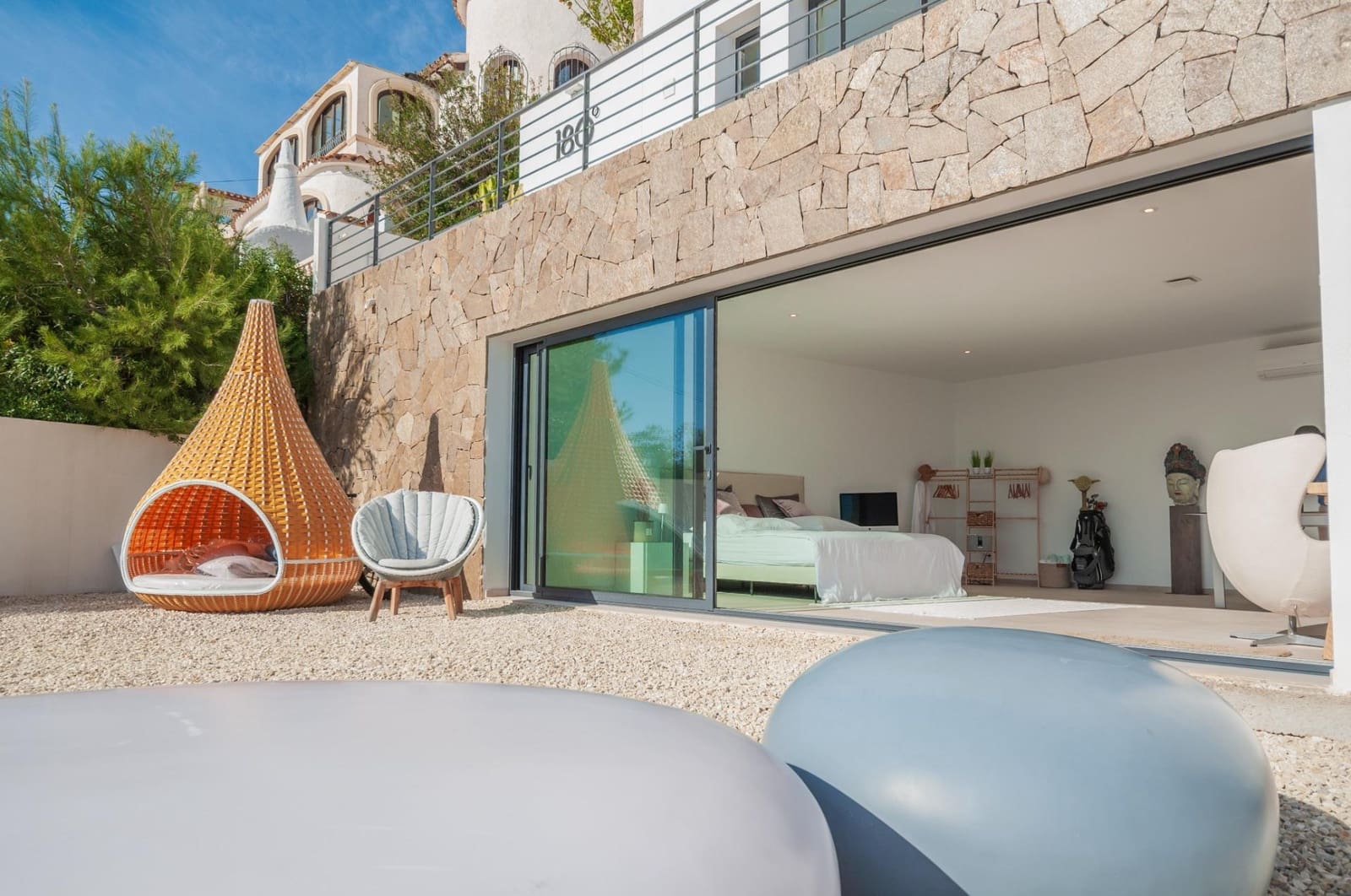 5 bedroom Villa for sale in Moraira with pool - € 1,995,000 (Ref: 8353339)