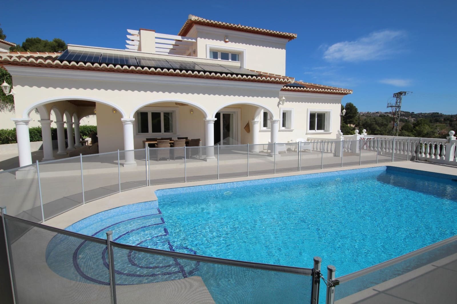 5 sypialnia Willa na sprzedaż w Moraira z basenem - 995 000 € (Ref: 8364270)