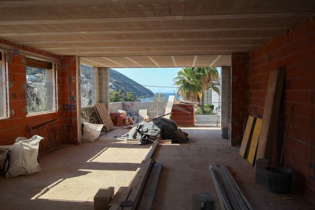 4 slaapkamer Villa te koop in Moraira, Teulada-Moraira met zwembad - € 1.950.000 (Ref: 8394331)