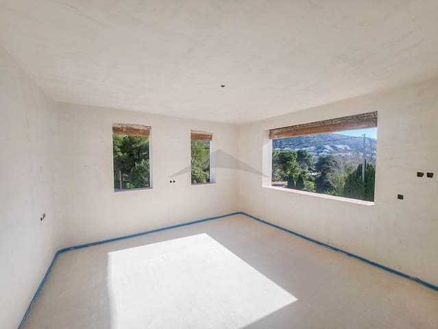 4 soveværelse Villa til salg i Moraira, Teulada-Moraira med swimmingpool - € 1.975.000 (Ref: 8394331)