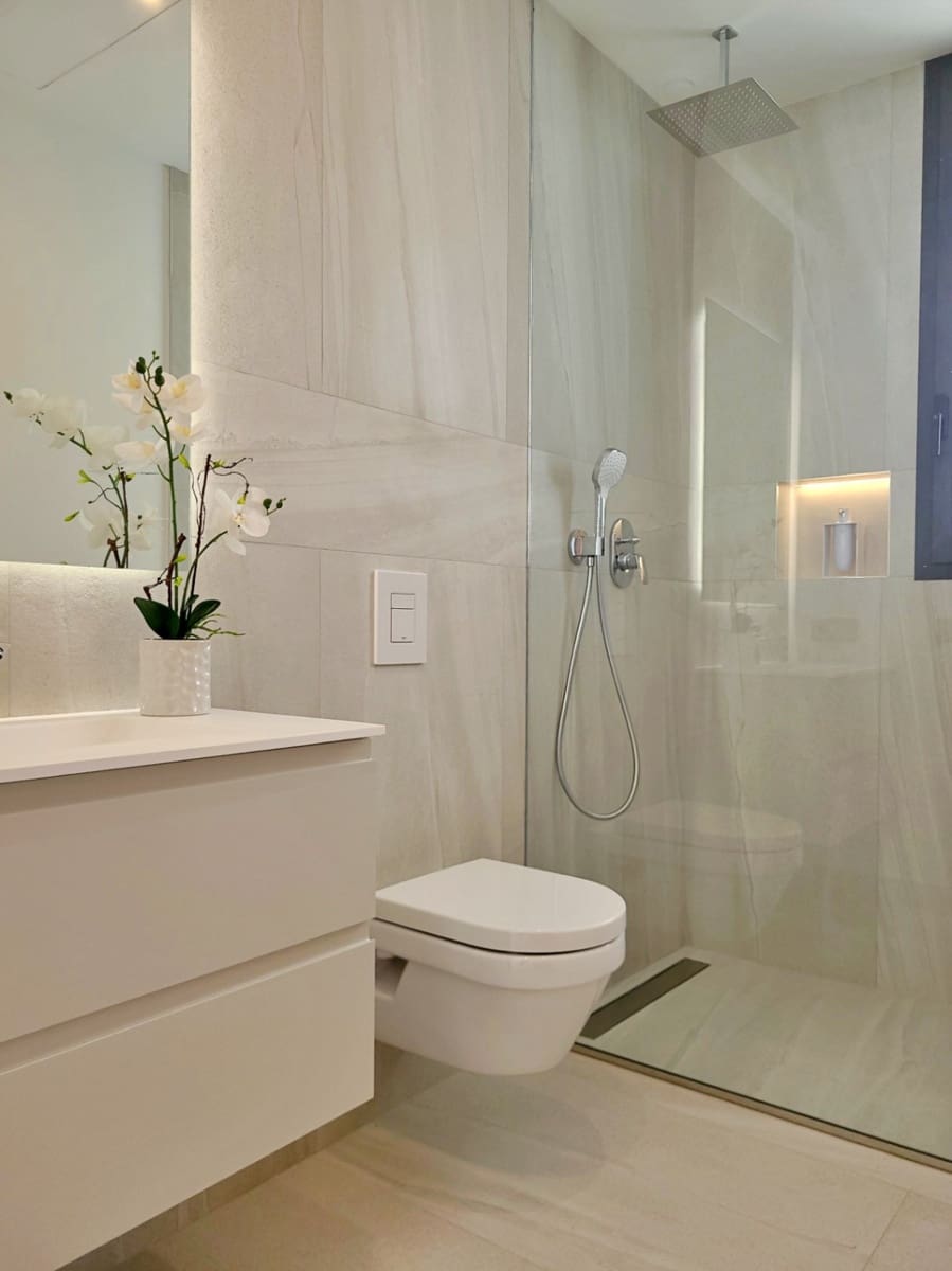 3 bedroom Villa for sale in Finestrat with pool garage - € 1,095,000 (Ref: 8410590)