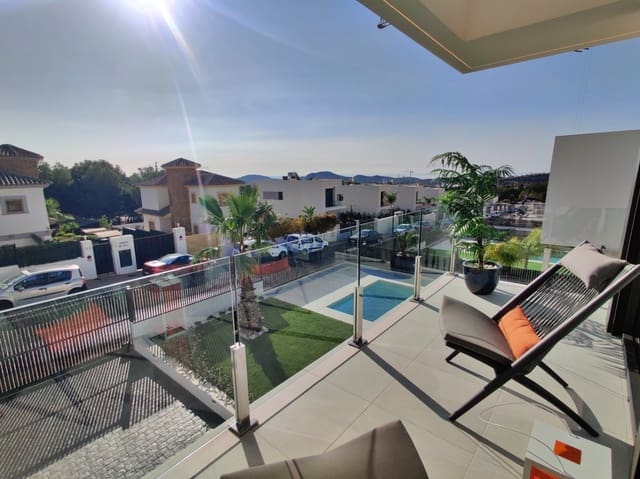 3 bedroom Villa for sale in Finestrat with pool garage - € 1,095,000 (Ref: 8410590)