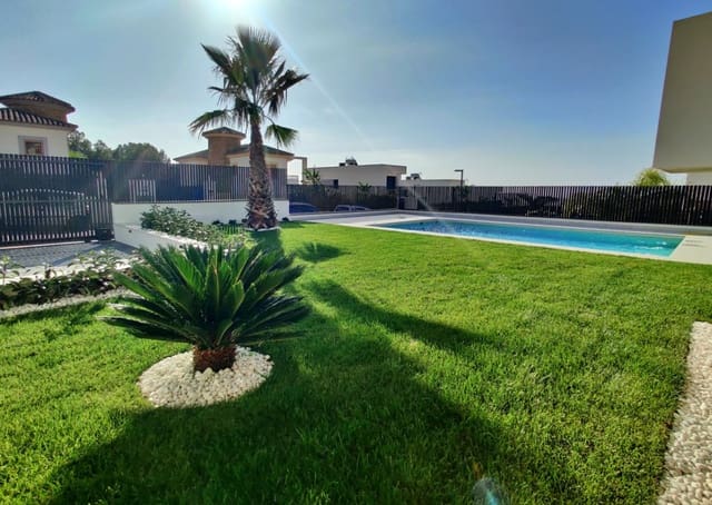 3 bedroom Villa for sale in Finestrat with pool garage - € 1,095,000 (Ref: 8410590)
