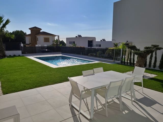 3 bedroom Villa for sale in Finestrat with pool garage - € 1,095,000 (Ref: 8410590)