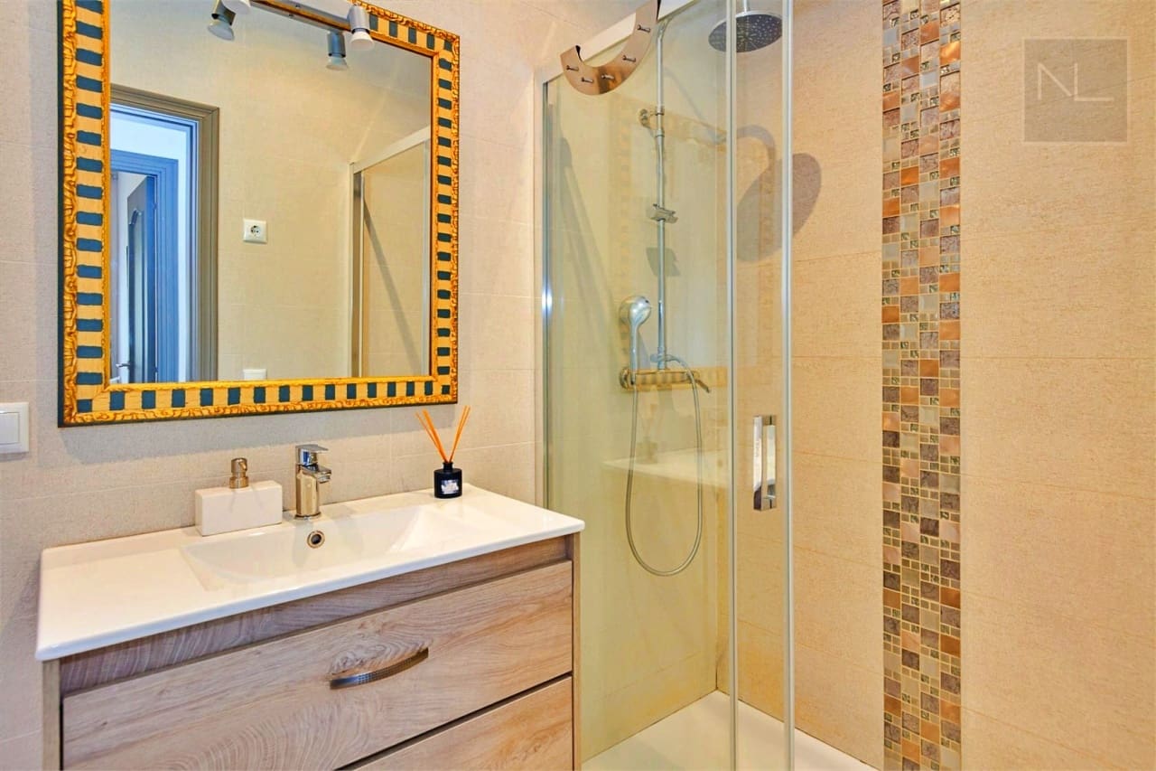 3 chambre Villa/Maison à vendre à Pedreguer avec piscine garage - 315 000 € (Ref: 8476948)