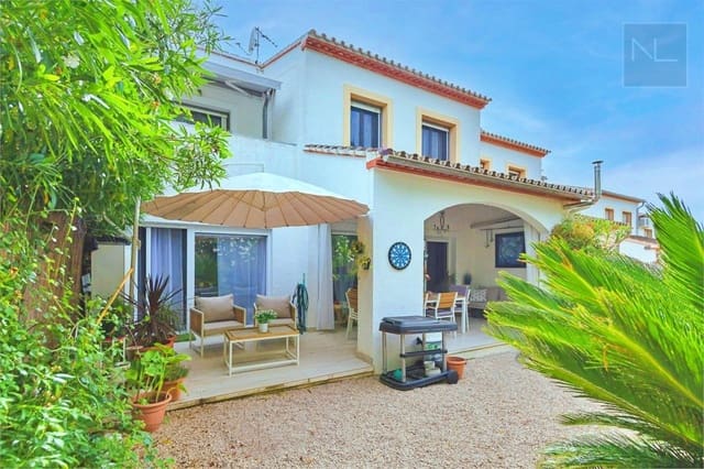 3 chambre Villa/Maison à vendre à Pedreguer avec piscine garage - 315 000 € (Ref: 8476948)