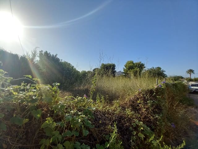 Building Plot for sale in Calpe / Calp - € 186,000 (Ref: 8489558)