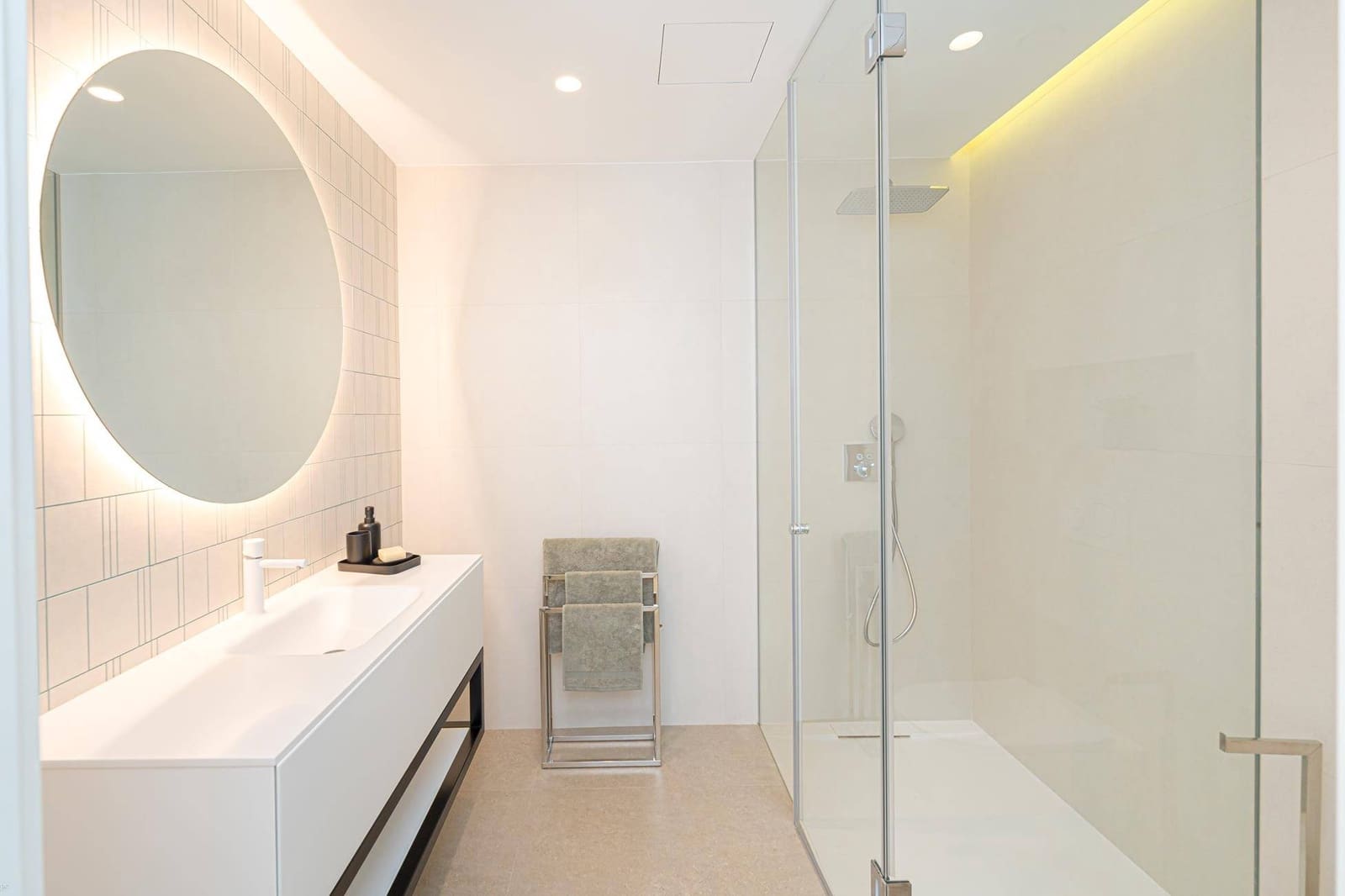 4 slaapkamer Villa te koop in Cumbre del Sol met zwembad - € 2.950.000 (Ref: 8500986)