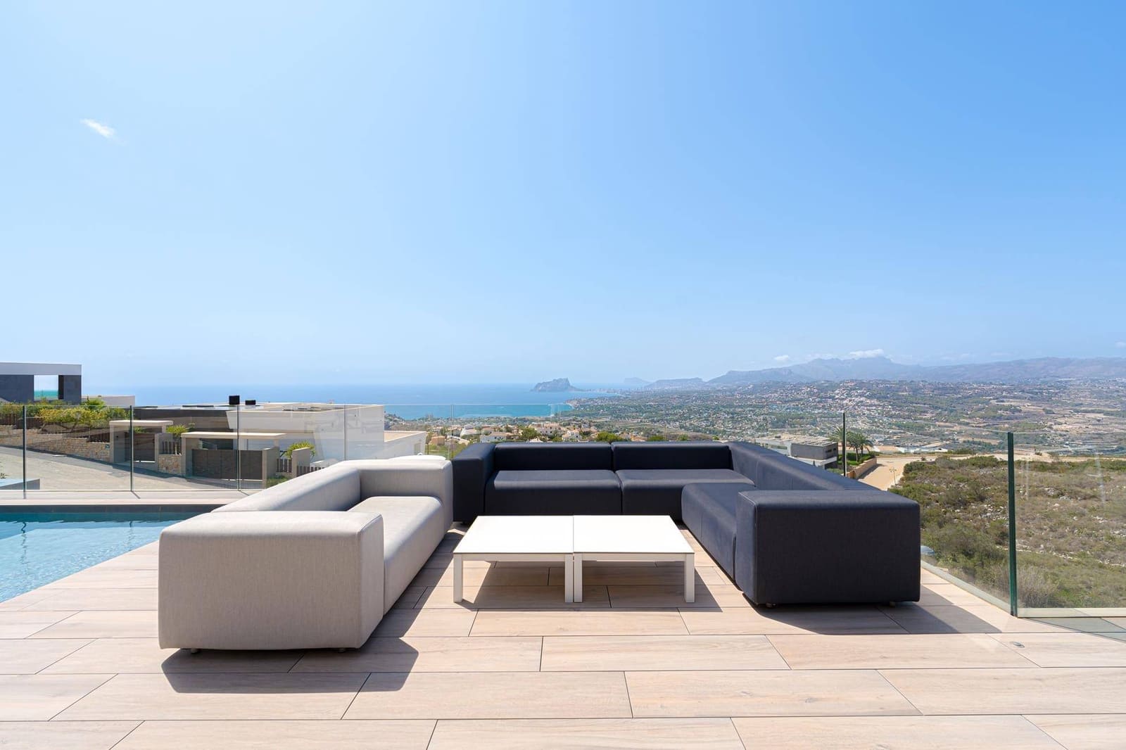 4 slaapkamer Villa te koop in Cumbre del Sol met zwembad - € 2.950.000 (Ref: 8500986)