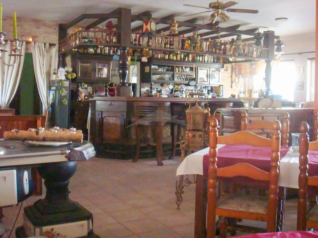 Restaurant/Bar for sale in Benissa - € 625,000 (Ref: 8500991)