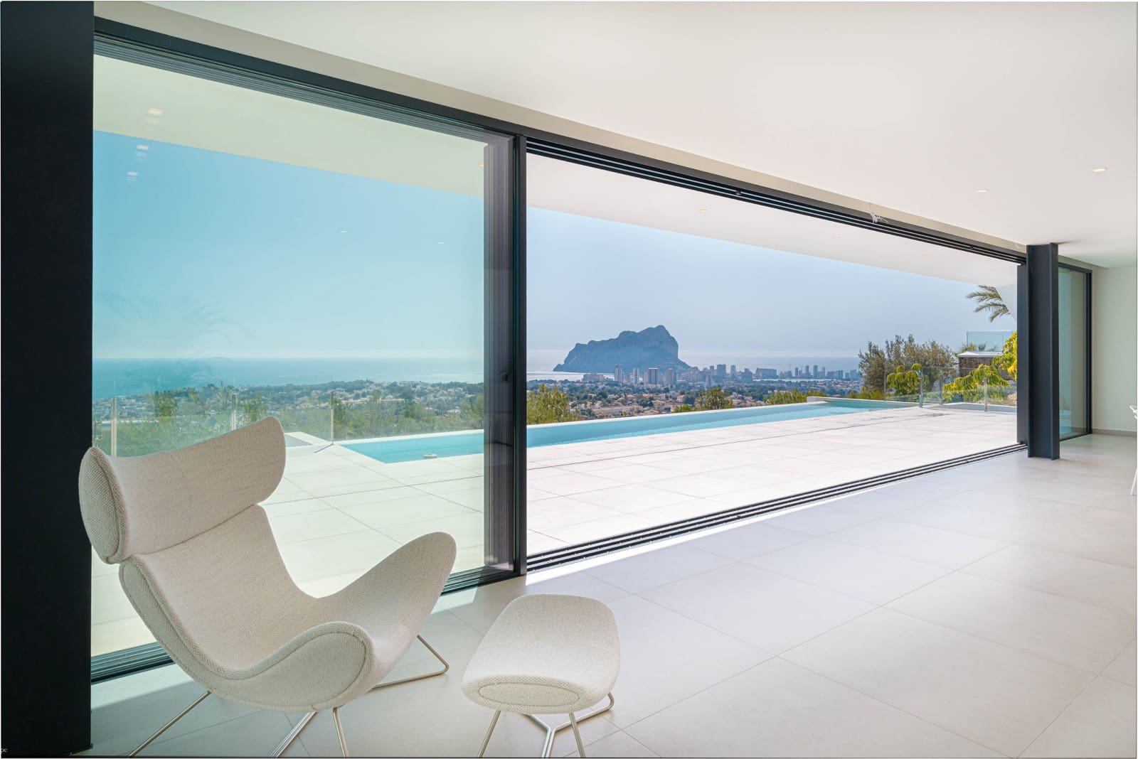 4 makuuhuone Huvila myytävänä paikassa Benissa mukana uima-altaan - 2 900 000 € (Ref: 8500997)