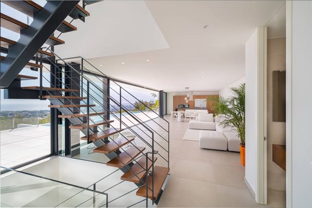 4 makuuhuone Huvila myytävänä paikassa Benissa mukana uima-altaan - 2 900 000 € (Ref: 8500997)