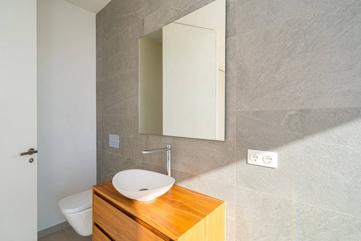 4 makuuhuone Huvila myytävänä paikassa Benissa mukana uima-altaan - 2 900 000 € (Ref: 8500997)