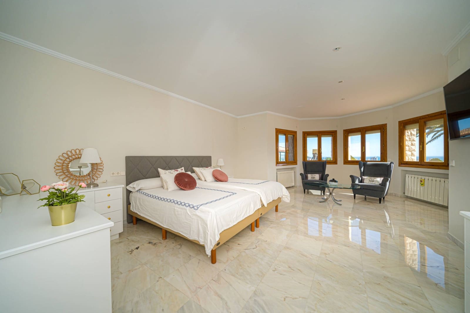 5 slaapkamer Villa te koop in Calpe / Calp met zwembad - € 2.200.000 (Ref: 8500998)