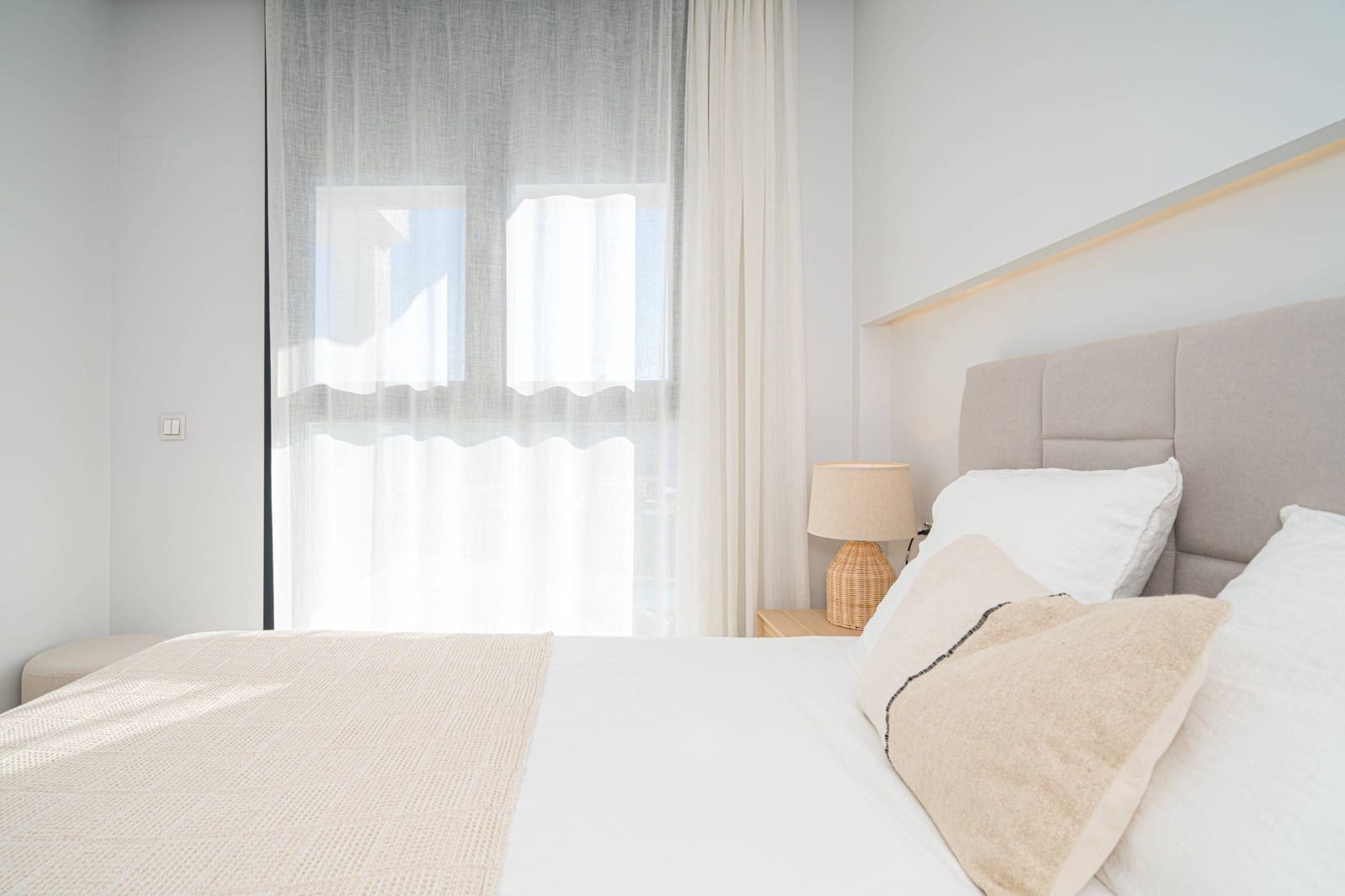 2 slaapkamer Appartement te koop in Denia met zwembad - € 355.000 (Ref: 8501002)