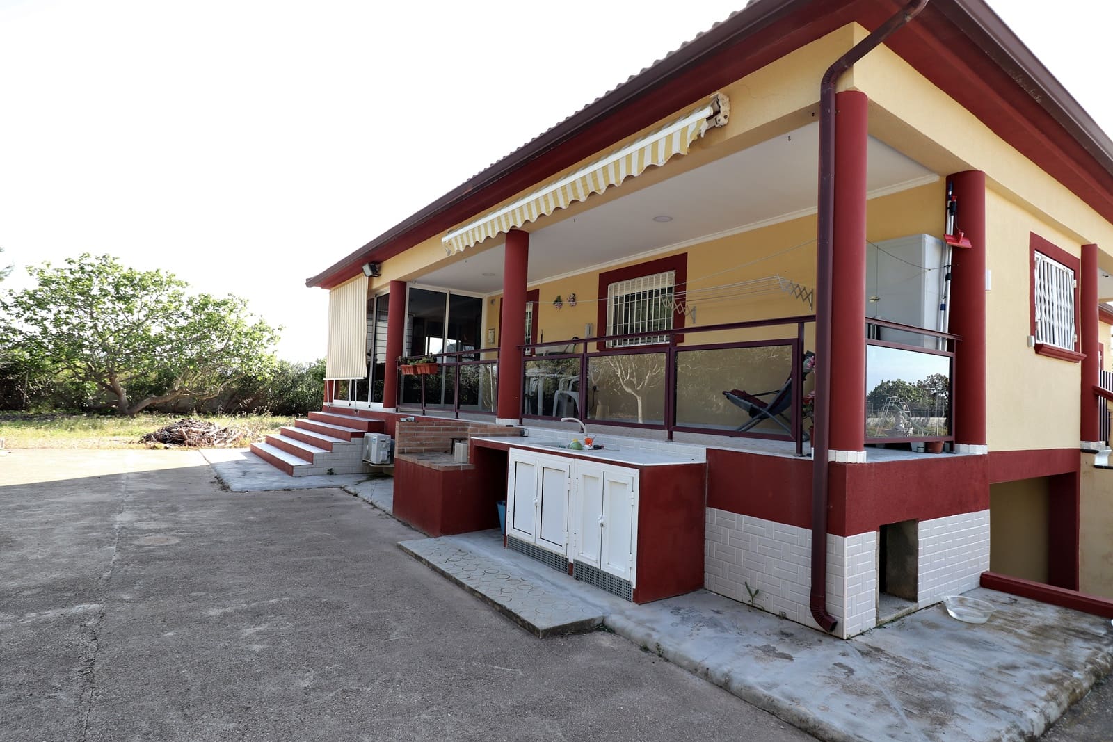 5 makuuhuone Huvila myytävänä paikassa Els Poblets mukana uima-altaan 
autotalli - 850 000 € (Ref: 8531382)